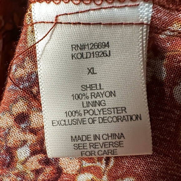 NWT Juniors' Live To Be Spoiled Puff Sleeve Skater Dress Size XL - Picture 4 of 5